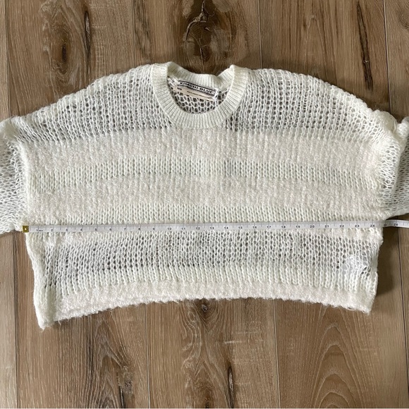 Urban Outfitters Kimchi Blue Kingston Pullover Sweater - Picture 11 of 15